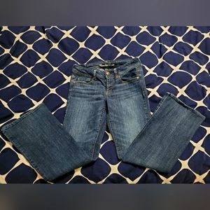 American Eagle Original Boot 6 Short Dark Wash Jeans